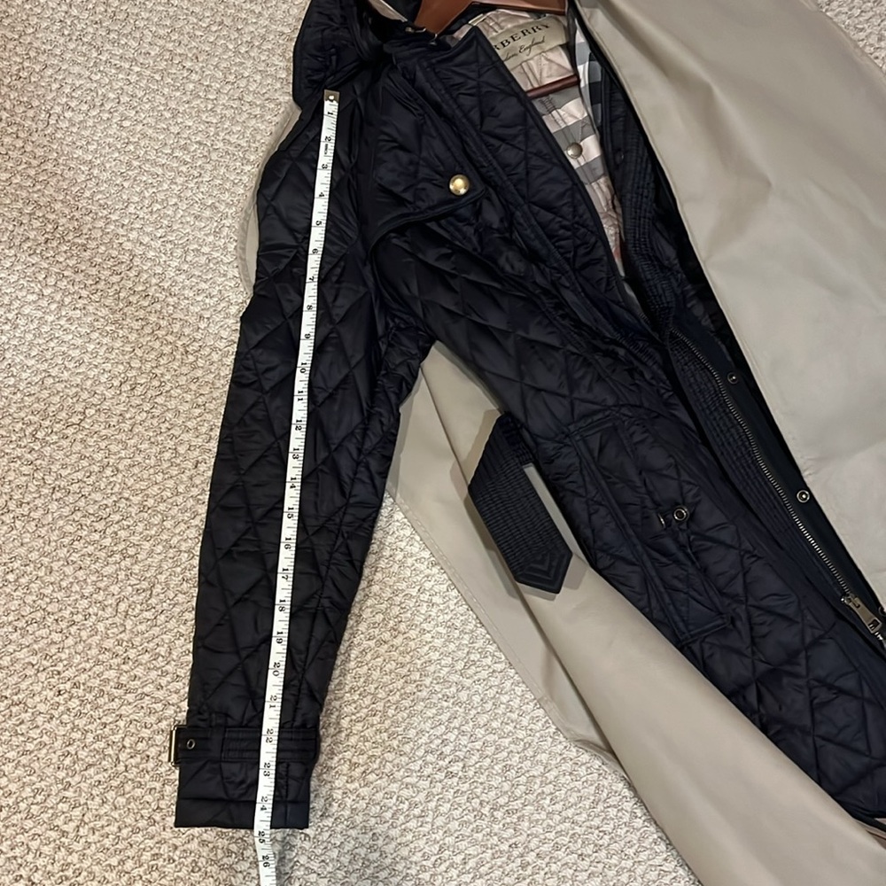 Quilted Burberry Jacket - image 6